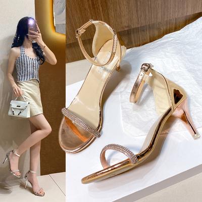 Ühe rihmaga kõrged kontsad naistele kevad-suvi 2025 uus mitmekülgne hõbedane seksikas kividest avatud varbastega stilettosandalid naised