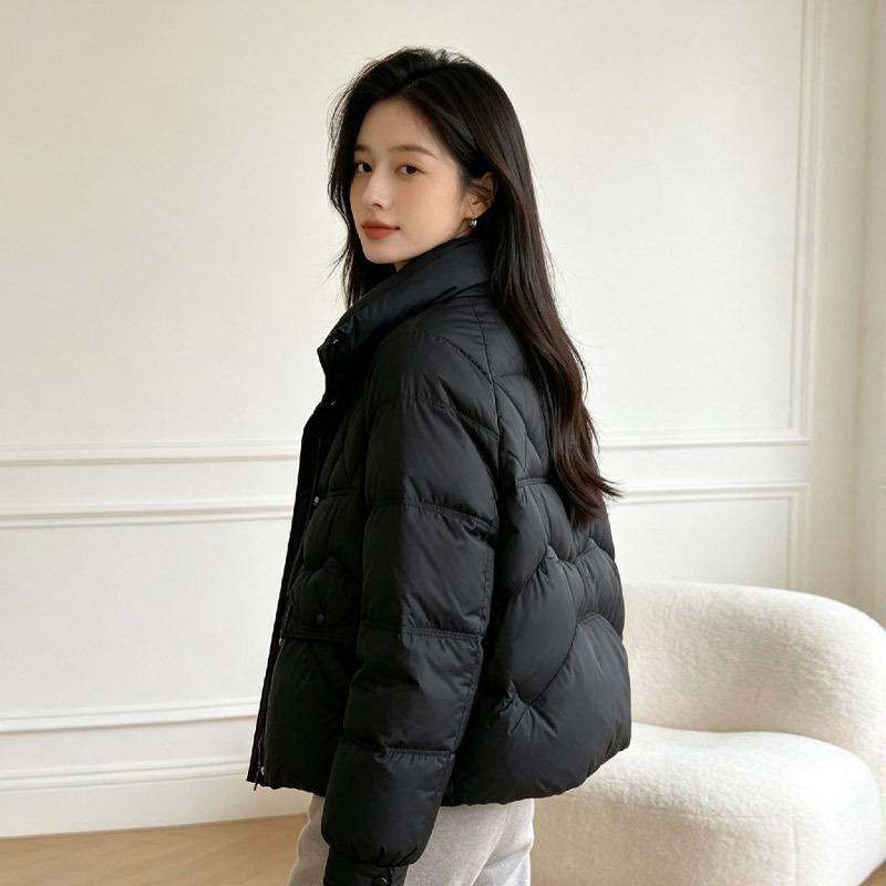Down jacket women's white new autumn and winter Korean version short white duck down women's large size