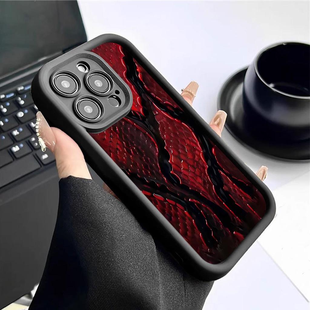 Black Groove Silicon Carbide Textured Staircase Case for iPhone 15/16/17