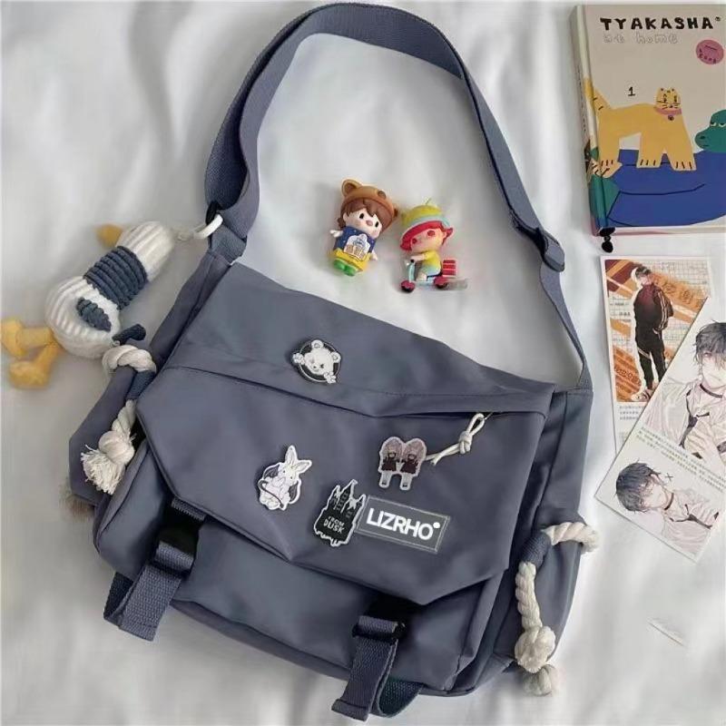 Wind large capacity shoulder bag men's Harajuku retro tooling mailman bag girl student messenger bag