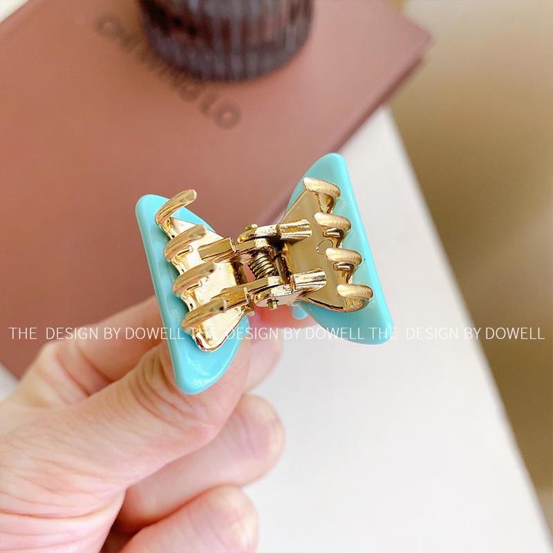 Attractive Rhinestonestudded Acetate Hair Claw Clip For Womens Look Casual