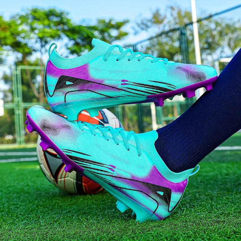 Professional Men's Outdoor FG Bottomed Football Shoes Adult Durable Comfortable Training Shoes Teenagers Lace Up Soccer Shoes