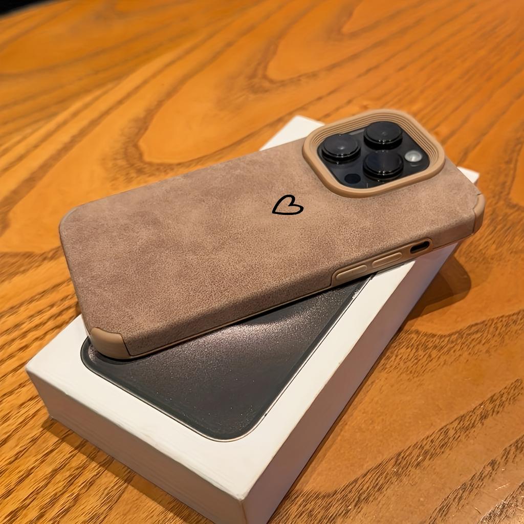 For iPhone 17 16 15 14 13 12 11 Pro Max XS X XR 16 15 Plus Phone Case Fashion Heart-shaped Design Faux Leather Protective Cover