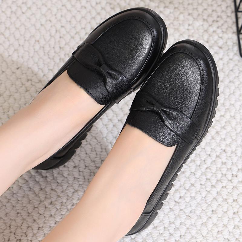First layer cowhide middle-aged and elderly mother shoes genuine leather flat-soled women's shoes soft sole soft surface comfortable casual shallow