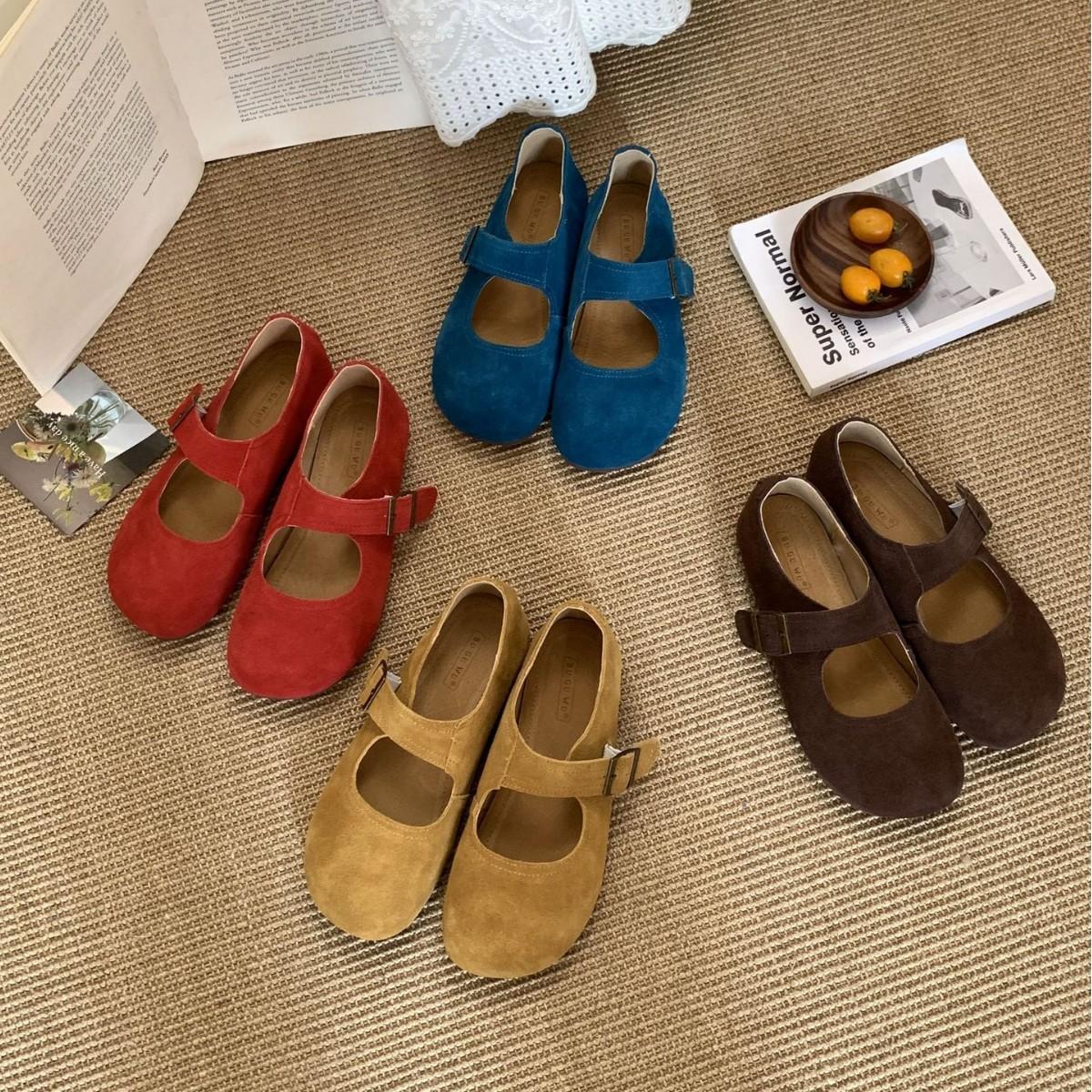 

2025 новая осенняя обувь с круглым носком на толстой подошве в повседневном стиле с мягкой подошвой, женские одинарные туфли в стиле колледжа 40