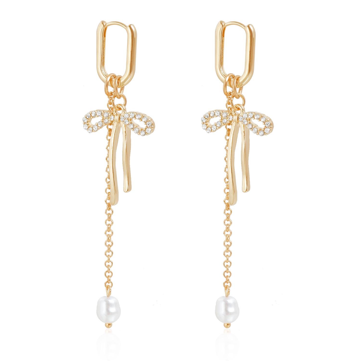 Diamond-set butterfly fringed pearl pendant earrings, elegant and fashionable, exquisite ear buckles, earrings.