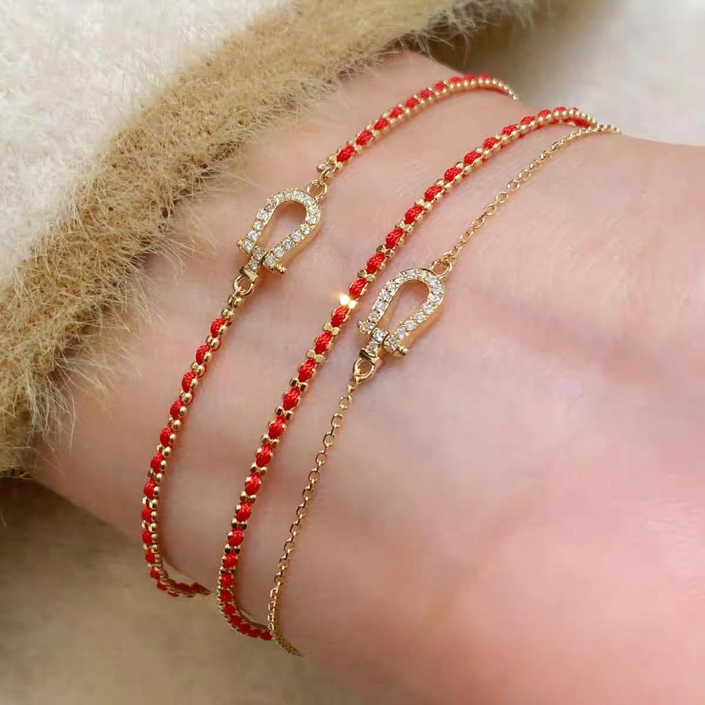 2026 Red Rope Plated 18k Rose Gold Horseshoe Buckle Bracelet Natal Year Horse Year Transfer Diamond-encrusted Woven Couple Hand Rope