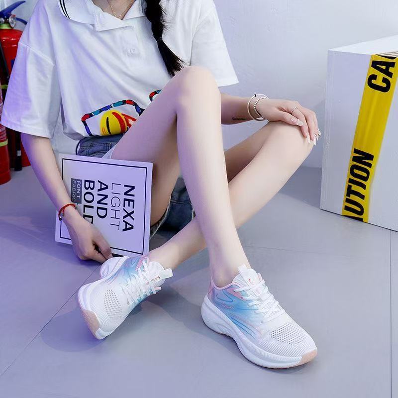 Mesh Breathable Non-slip Running Shoes Female Junior High School Students 2025 New Summer Running Shoes Lightweight Shock-absorbing Soft-soled Sports