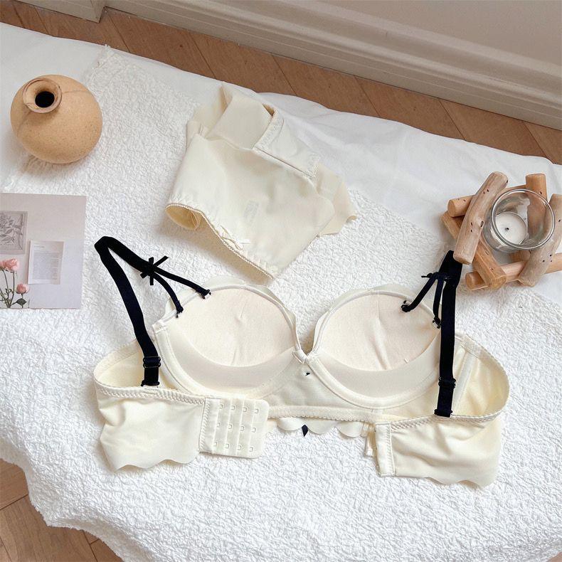 Girls Sexy Bras Lace Underwear Tie Backless Sling Fashion Bras Women Sexy Push Up Bras Pad Wireless Underwear Lady Inner Tops Sexy Bras Lingerie