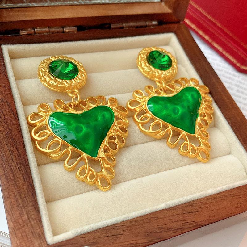 Medieval vintage earrings, court style niche high-end stud earrings Internet celebrity retro earrings jewelry women