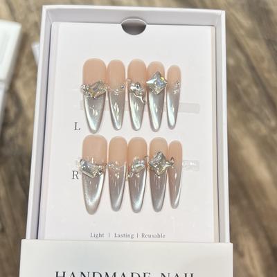 Cat-eye French Manicure Pure Lustful Temperament Nude Color Zircon Crushed Diamond Wear Armor Handmade Armor