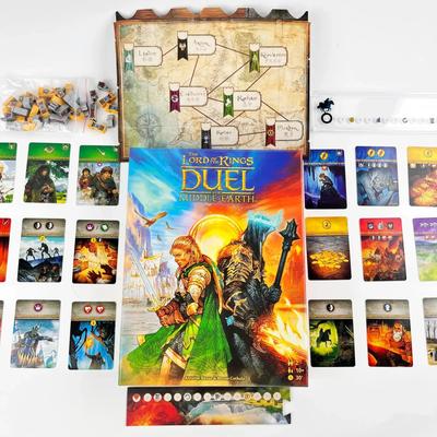 Le Seigneur des Anneaux Duel pour la Terre du Milieu: Un Jeu de Société Familial Passionnant pour 2 Joueurs