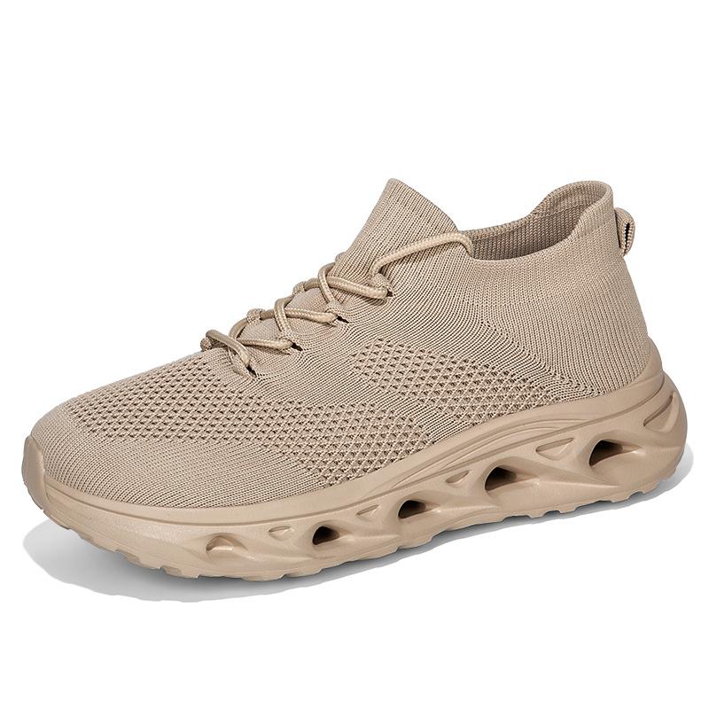 

Large size wide-headed shoes are fattened and widened, with swollen feet and big foot bones. Middle-aged and elderly people with soft soles. Men with 35