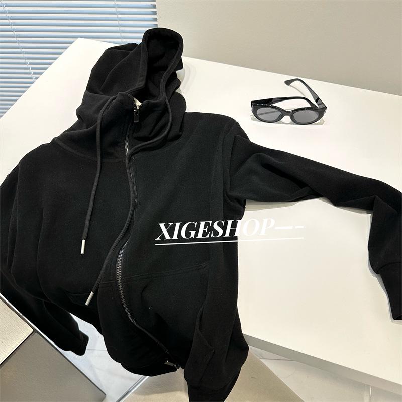 Женская темно-серая толстовка с капюшоном и воротником-стойкой Мягкая свободная облегающая повседневная куртка на молнии на осень чёрный 3595₽