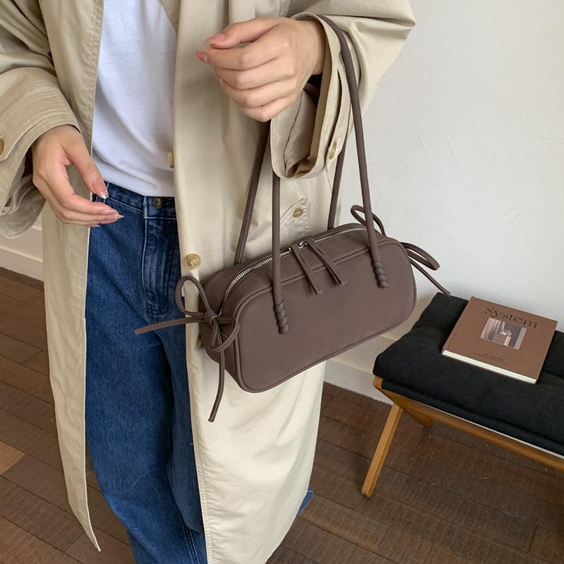 Underarm Work Commuter Bag Women's Large Capacity 2025 New Autumn and Winter Niche Design Retro Shoulder Pillow Bag