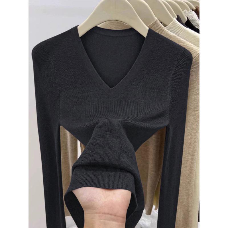 Figurbetontes V-Ausschnitt-Unterhemd für Damen Frühherbst Pure Desire mit schickem Pullover Langärmeliges Strickoberteil