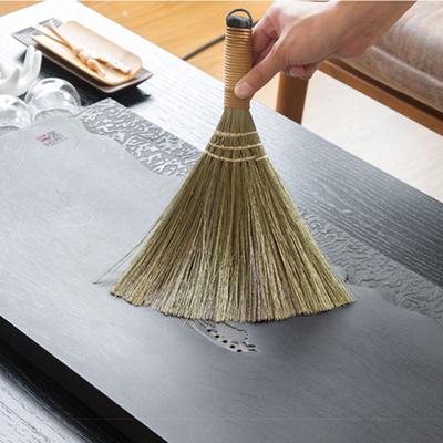 Japanese Handheld Broom Handmade Soft Bristled Short Handled Broom For Cabinets Desktop Windowsill Car Windows Cleaning 1pc