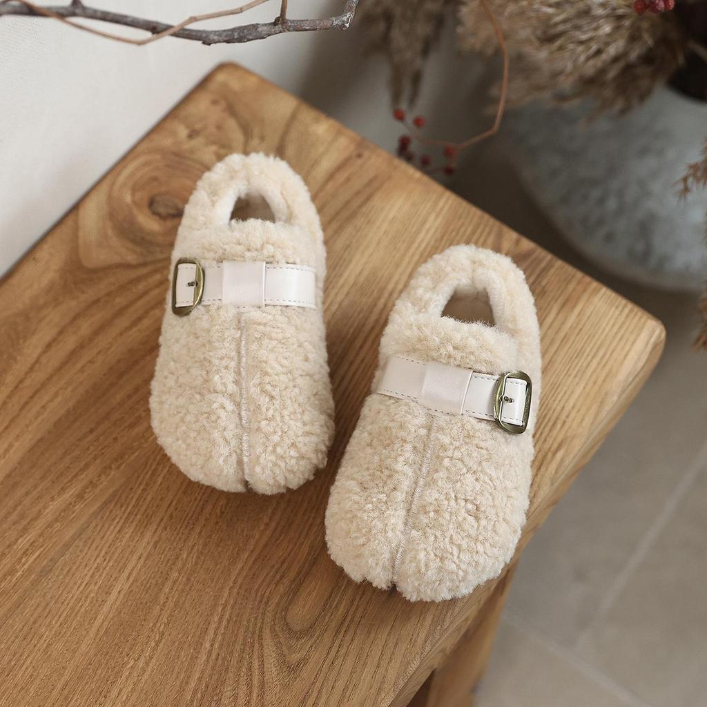 Girls' Furry Moccasins: Plus Velvet Flat Slip-on Mary Jane Cotton Shoes for Autumn/Winter 2025