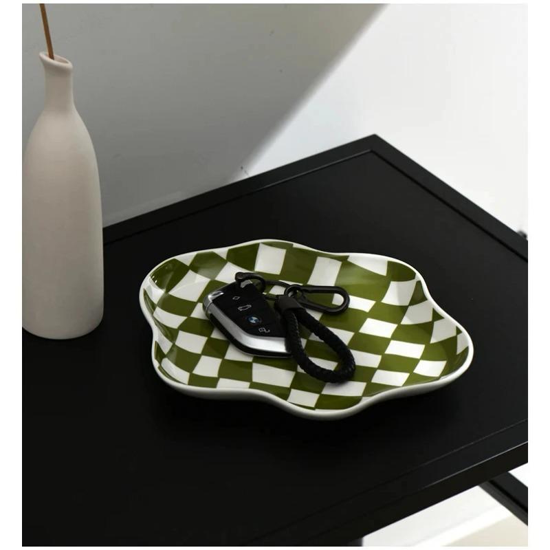Retro Checkerboard Ceramic Plate Jewelry StoragePlate DessertPlate Dessert plate Home Decoration Retro DinnerPlate Tableware
