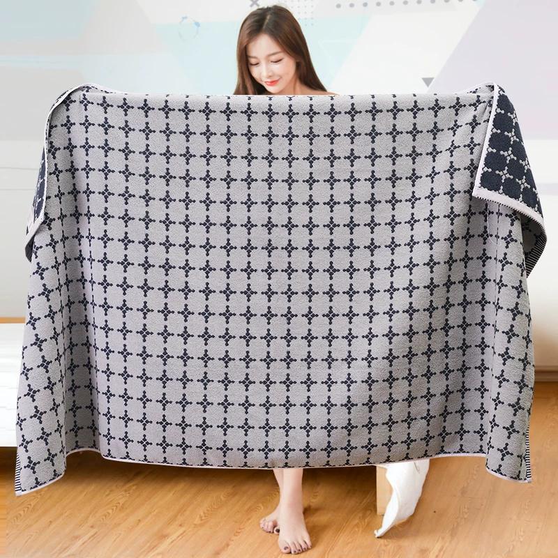 100% Cotton Bath Towel 70 X 140cm, Water-absorbing and Quick-dry Jacquard Pattern Bath Towel, Soft Breathable A-Class Towel,1pc