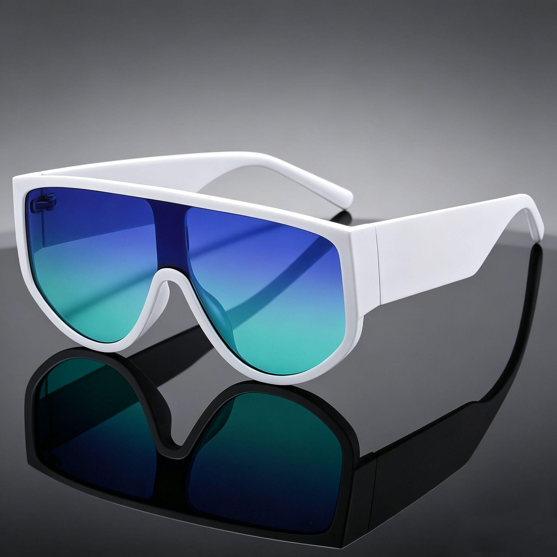 Large Frame Stylish Unisex Sunglasses with UV Protection - European & American Hot Girl Style