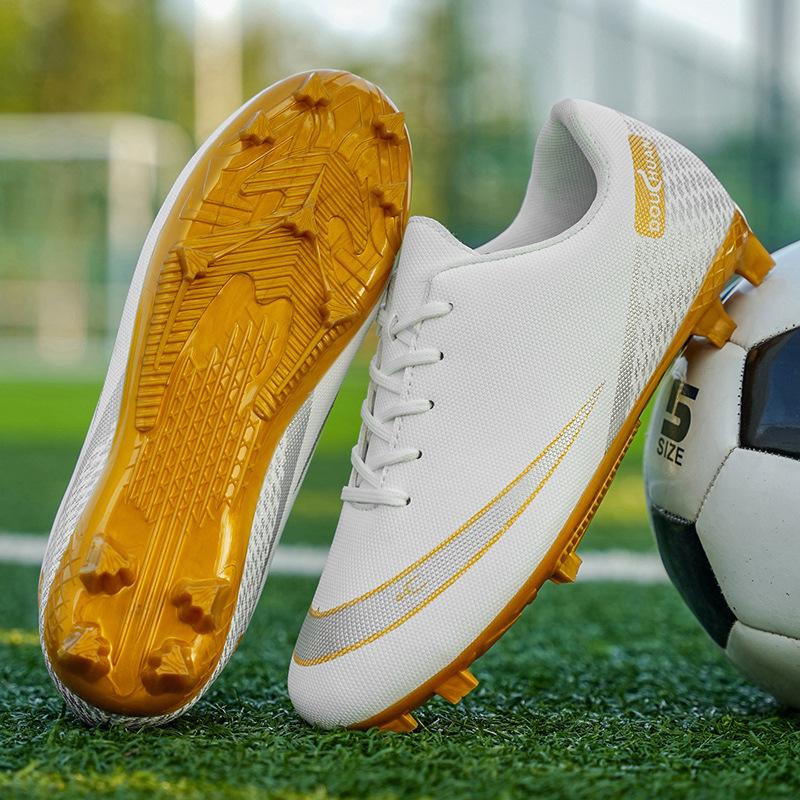 New Cold Sticky Non-slip Long Broken Nails Adult Football Shoes Men's and Women's Professional Training Children's Sneakers Low-top Teenagers