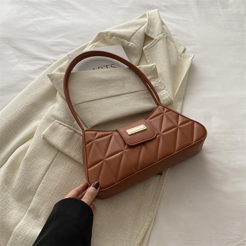 

Vintage Style Retro Shoulder Bag With Chic Minimalist Design For Trendy Women коричневый