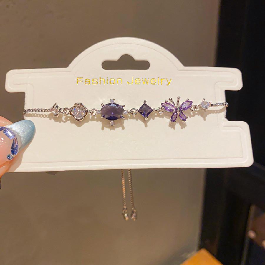

Korean Style Zircon Butterfly Charm Bracelet For Women With Vintage Elegant Design срібний