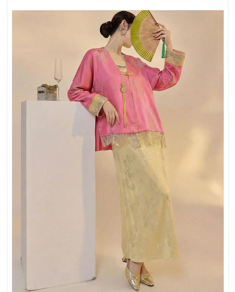 Elegant Chinese National Style Women's Spring Embroidered Top and Skirt Set