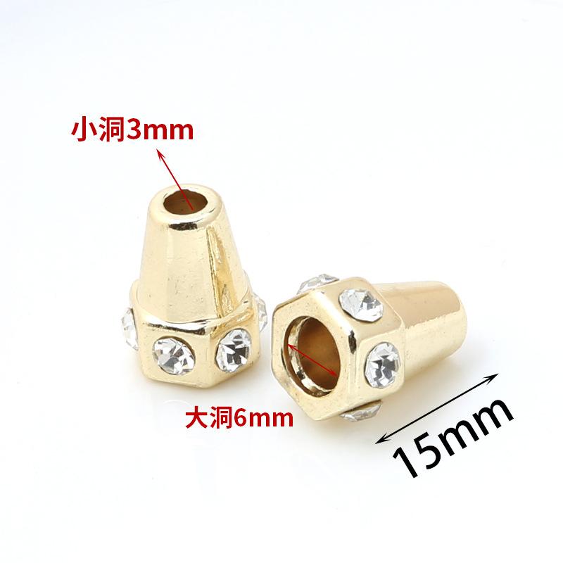 Down Jacket, Hanging Bell, Clothes, Sweater, Hat, Drawstring, Rope Head, Adjustable Trench Coat, Waistband Buckle, Accessories, Buttons.