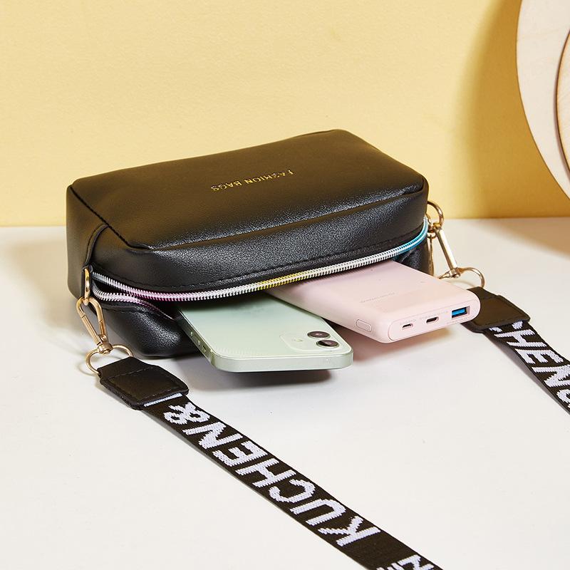 Women Handbag and Purse Simple Designer Fashion Casual Messenger Bag Wide Strap Shoulder Bag Female Small Phone Crossbody Bag