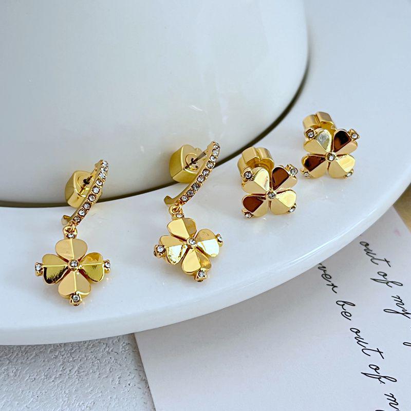 Minimalist Four-Leaf Clover Metal Stud Earrings