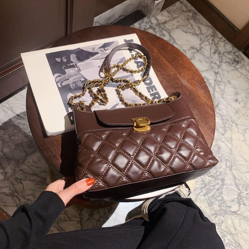 

Маленькая сумка с ромбовидной цепочкой, женская сумка, новая модная универсальная сумка-мессенджер, женская наплечная сумка-подмышка темно-коричневого