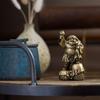Einer der Sieben Glücksbringer Seidige Makita Antike Buddhistische Takaoka Kupferwaren Daikokuten, Götter, Gold. Bildhauer Shuun. Originalgold. Statue. (Daikokuten