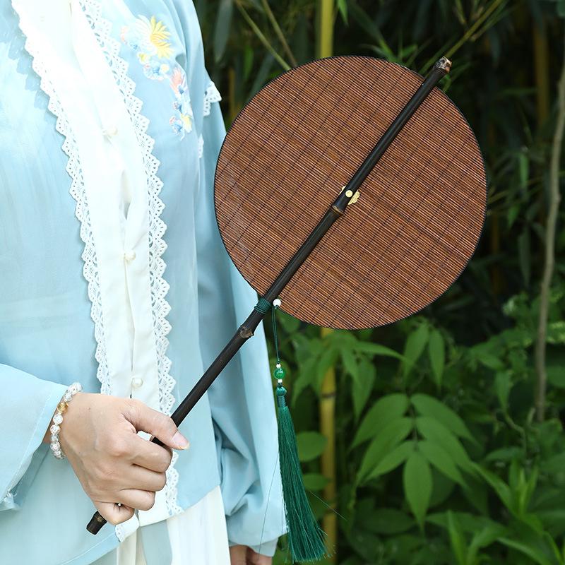 

Bamboo Silk Waist Fan with Green Rattan & Lacquered Finish - Inspired by Song Dynasty, Rotatable & Foldable Portable Round Design Foldable Waist Fan (Brown)