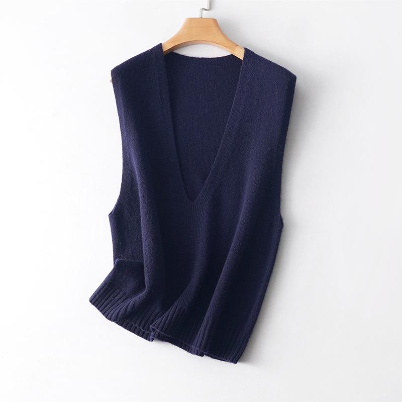 2024 French Style Gradient Bamboo Wool V-Neck Sleeveless Vest