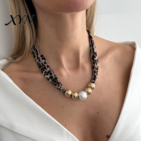Fabric Necklace with Metallic Beads Leopard Print Scarf Choker, Faux Pearl Beads, Soft Adjustable Velvet Choker Fashion Jewelry for Women Daily