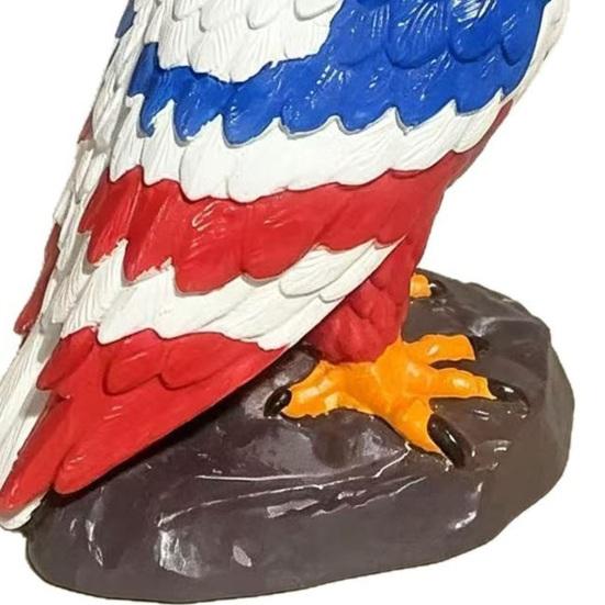 Adler Nachtlicht, Harz Adler Statue Schreibtischlampe mit warmem Schein, Handbemalte Vogel Skulptur für Heimdekoration