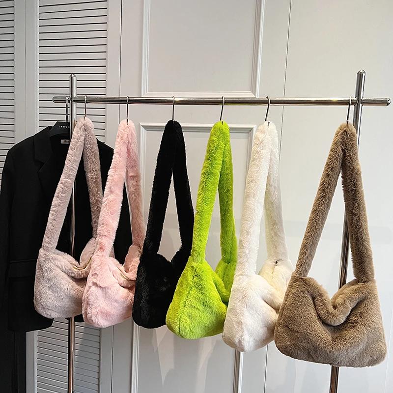 Autumn/winter Shoulder Bag  New Women's Plush Large Capacity Versatile Travel Crossbody Bag