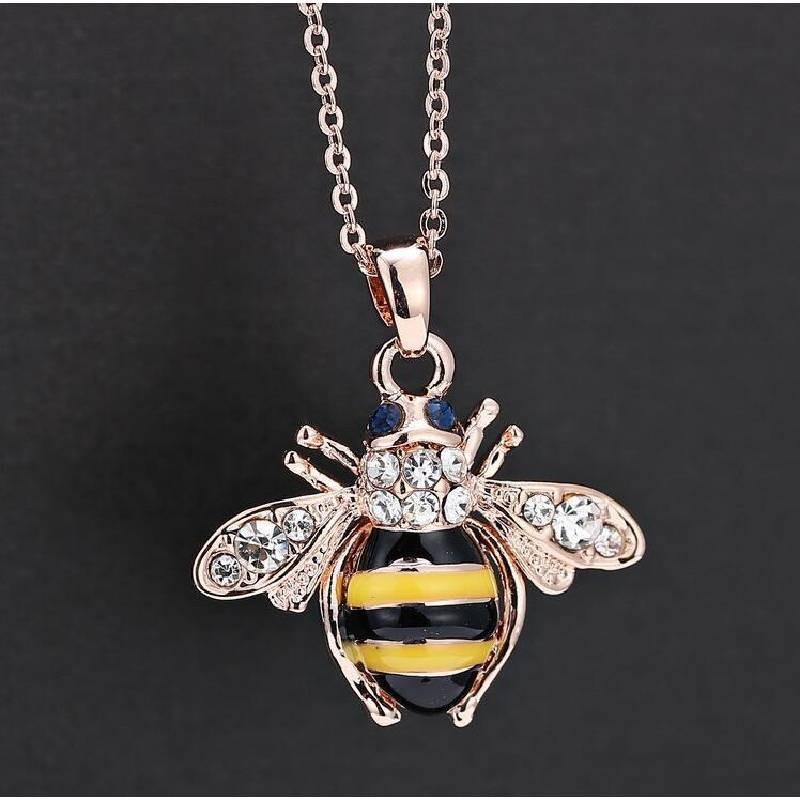 Stunning European And American Style Bee Necklace With Brilliant Rhinestones And Adjustable Chain Length
