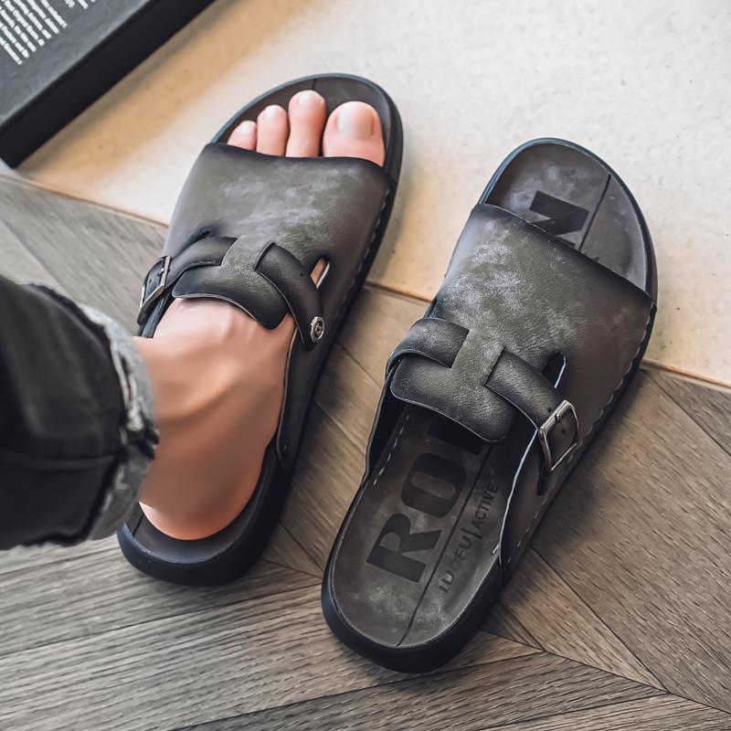 Fashion New Trend Leather Slippers for Men Outdoor Beach Sandals Fashion Designer Men's Half Drag Comfort ummer Slides Wading Aqua Shoes