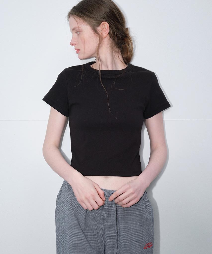 Peulibeo07 Bottle Cotton Crop T-Shirt_Black