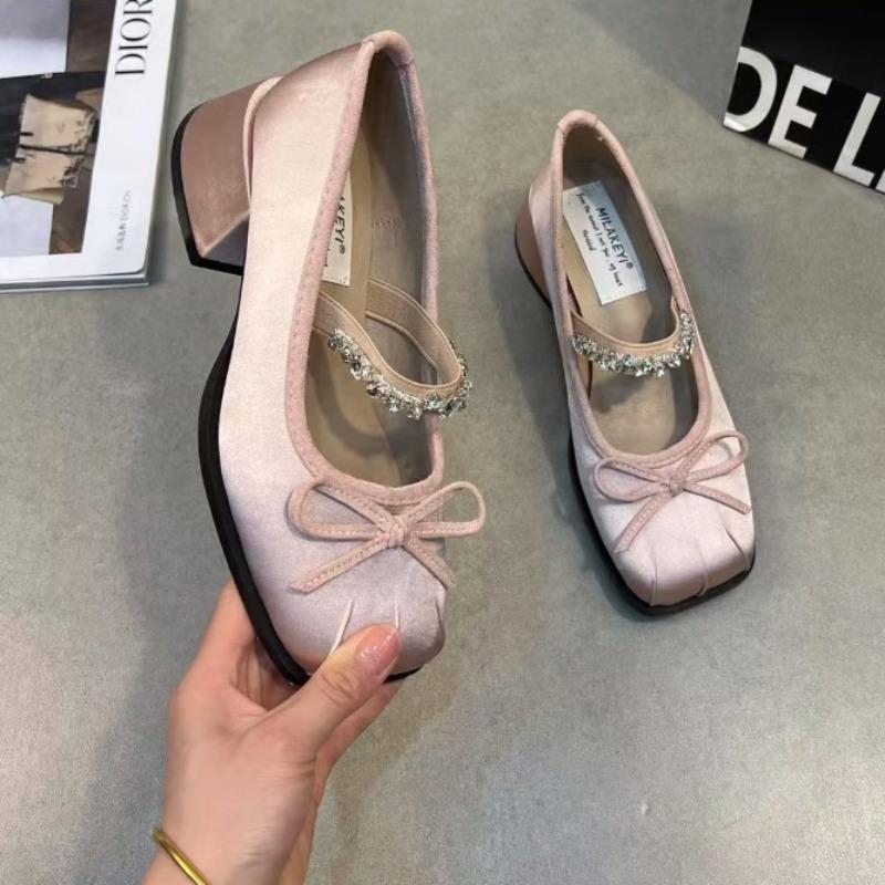 Fashion Coarse Heel Single Shoes Spring New Square Head Shallow Mouth Cloth Surface Butterfly Knot Set Foot High Heels