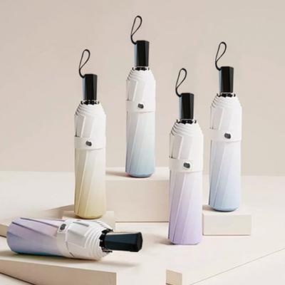 Ombrello Pieghevole a Tre Pieghe Colore Degradé Rivestimento Nero per Pioggia e Sole