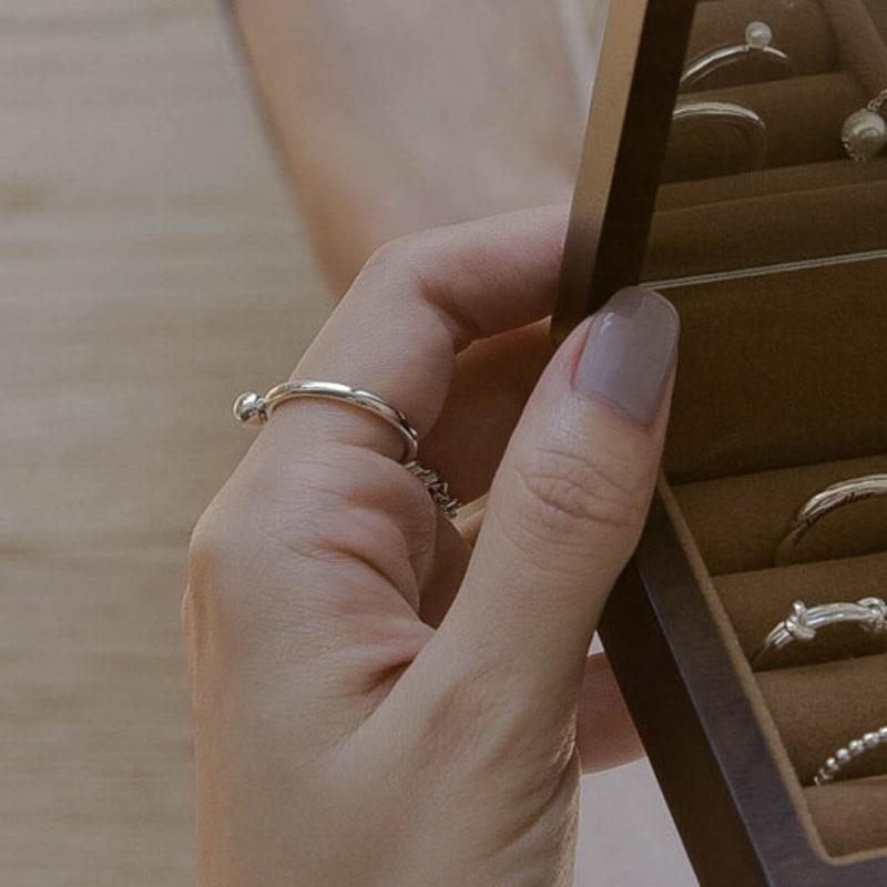 Retro finger Spot_SR254