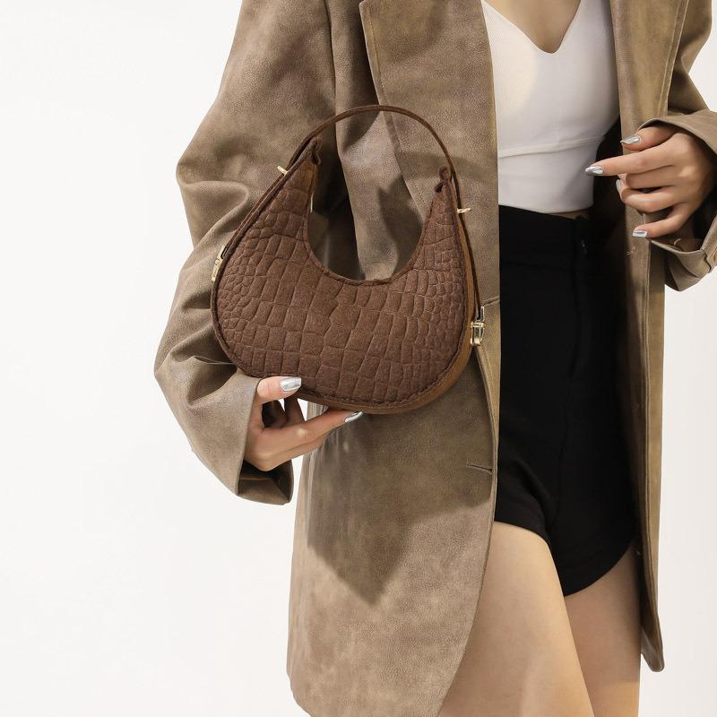 Autumn new crescent bag women's fashion casual trendy retro felt crocodile pattern armpit bag women's shoulder bag