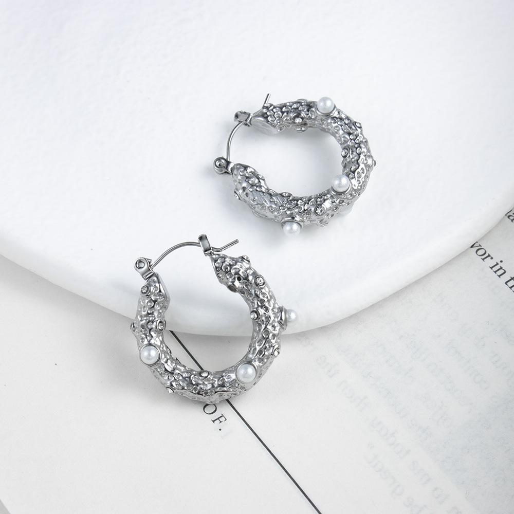 French Retro Stainless Steel Diamond Earrings Light Luxury Women's Pearl Earrings Plated with 18K Titanium Steel Earrings
