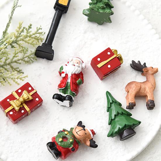 Christmas Home Decor Souvenirs 3 Pcs Miniature Figurines, Mini Resin Santa Tree Elk Gift Figurines for Village Box Figures Micro Landscape,