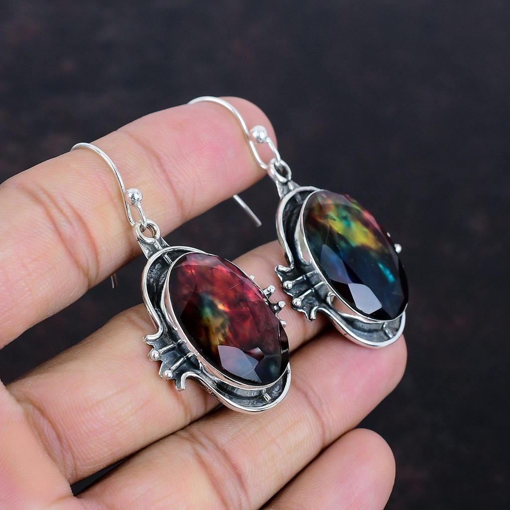 Fasettøredobber med ammolitt Naturlige edelstensøredobber Håndlagde delikate smykker 925 sterling sølv øredobber Ammolitt Unike smykker Gaver til henne