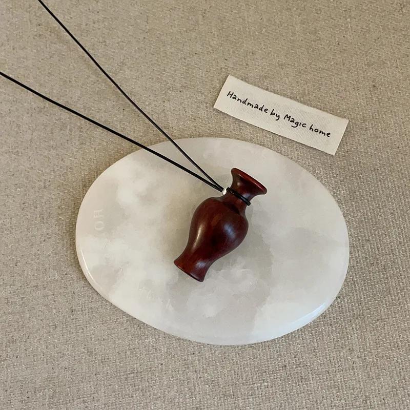 

Wooden Pendant Necklace Female Fashion Sweater Chain